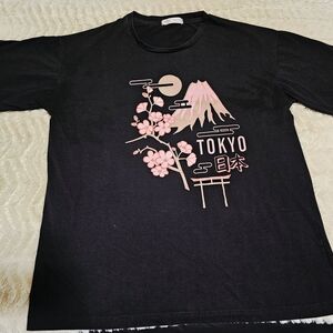 ROMWE Black Tee with Pink Tokyo Design